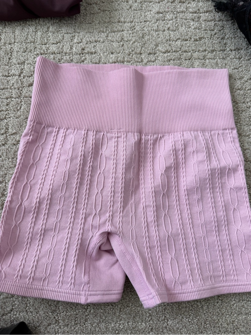 Alo Yoga cable knit winter bliss short